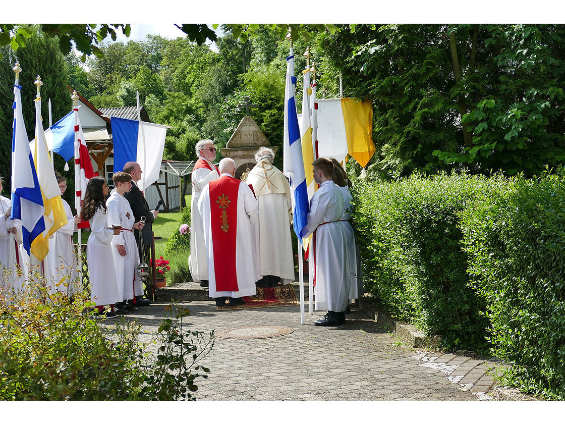 Bittprozession am Pfingstmontag (Foto: Karl-Franz Thiede)